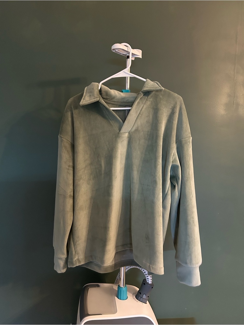 Mondetta Sage Green Corduroy-Collar Pullover